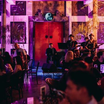 riverhouse-live-band-yang.jpg